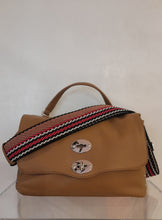 Load image into Gallery viewer, Postina S leather handbag