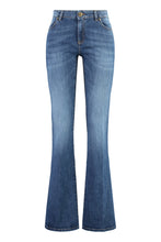 Load image into Gallery viewer, Low-rise flared jeans