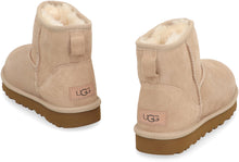 Load image into Gallery viewer, Classic Mini II Boots