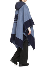 Load image into Gallery viewer, Wool cape