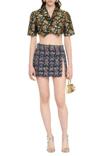Load image into Gallery viewer, Cropped shirt