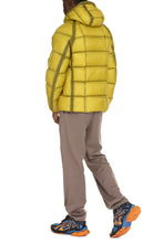 Load image into Gallery viewer, Hooded full-zip down jacket