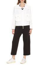 Load image into Gallery viewer, 2 Moncler 1952 - Koli windbreaker