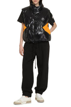 Load image into Gallery viewer, 2 Moncler Alicia Keys - Chelsea bodywarmer jacket