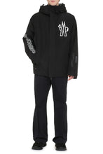Load image into Gallery viewer, Moriond technical fabric hooded jacket