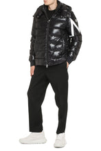 Load image into Gallery viewer, Corydale hooded full-zip down jacket