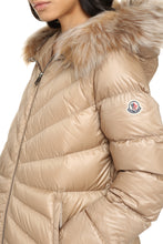 Load image into Gallery viewer, Chandre long hooded down jacket