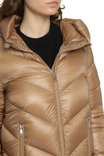 Load image into Gallery viewer, Cambales long hooded down jacket