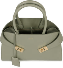 Load image into Gallery viewer, Hug S leather handbag