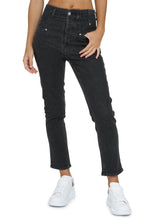 Load image into Gallery viewer, Niliane slim fit jeans