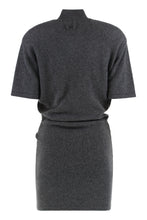 Load image into Gallery viewer, I live in a chestnut knitted dress.