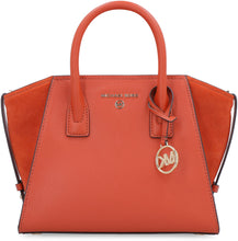 Load image into Gallery viewer, Avril small leather handbag
