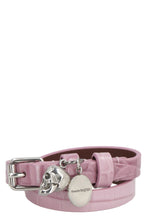 Load image into Gallery viewer, Skull logo plate leather bracelet