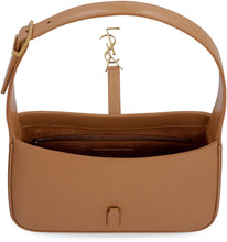 Load image into Gallery viewer, Le 5 à 7 leather shoulder bag