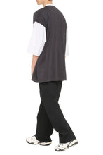 Load image into Gallery viewer, Oversize cotton t-shirt