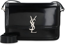 Load image into Gallery viewer, Solferino leather messenger bag