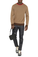 Load image into Gallery viewer, Long sleeve crew-neck sweater