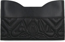 Load image into Gallery viewer, The Bow leather clutch