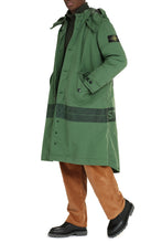 Load image into Gallery viewer, Technical fabric parka
