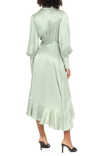 Load image into Gallery viewer, Silk wrap-dress