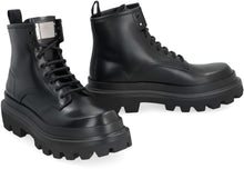 Load image into Gallery viewer, High trekking Leather ankle boots