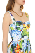 Load image into Gallery viewer, One-shoulder gown