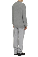 Load image into Gallery viewer, Crew-neck wool sweater