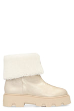 Load image into Gallery viewer, Shearling boots Aurea