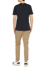 Load image into Gallery viewer, Cotton t-shirt with chest pocket