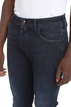 Load image into Gallery viewer, Nick slim fit jeans