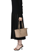 Load image into Gallery viewer, Furla Sfera M Leather tote