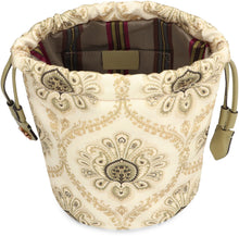 Load image into Gallery viewer, Satin pouch