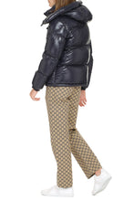 Load image into Gallery viewer, Montbeliard full zip down jacket