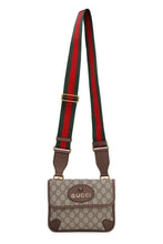 Load image into Gallery viewer, GG supreme fabric shoulder-bag