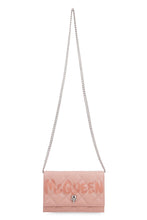 Load image into Gallery viewer, Skull quilted leather bag