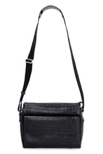 Load image into Gallery viewer, Leather messenger bag