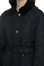 Load image into Gallery viewer, Quilted jacket with snaps