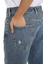 Load image into Gallery viewer, Riley distressed jeans