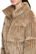 Load image into Gallery viewer, Padded velvet jacket