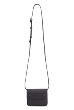 Load image into Gallery viewer, Grainy leather pouch