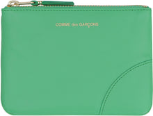 Load image into Gallery viewer, Logo detail leather pouch