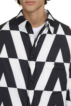 Load image into Gallery viewer, Printed reversible down jacket