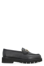 Load image into Gallery viewer, Logo detail leather loafers
