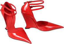 Load image into Gallery viewer, Vidya leather sandals
