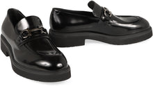 Load image into Gallery viewer, Fiorello Leather loafers
