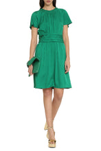 Load image into Gallery viewer, Satin dress
