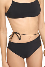 Load image into Gallery viewer, Jadia bikini
