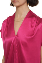 Load image into Gallery viewer, Breve silk blouse

