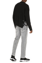 Load image into Gallery viewer, Crew-neck wool sweater

