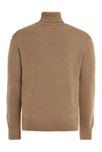 Load image into Gallery viewer, Virgin-wool turtleneck sweater
